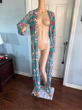 PrettyLittleThing Teal & Pink Patterned Long Sheer Robe